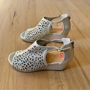 GB Girls Lanie Silver Rhinestone Wedge Dress Shoes, Size 5